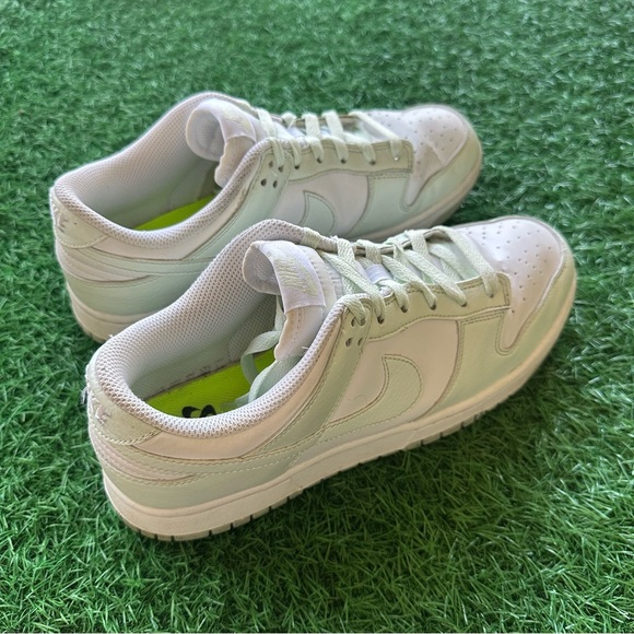 Nike Dunk Low Next Nature White / Barely Green - Picture 2 of 12